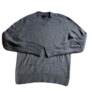 Banana Republic Dark Gray V-Neck Sweater with Elbow Patches Men’s M EUC
